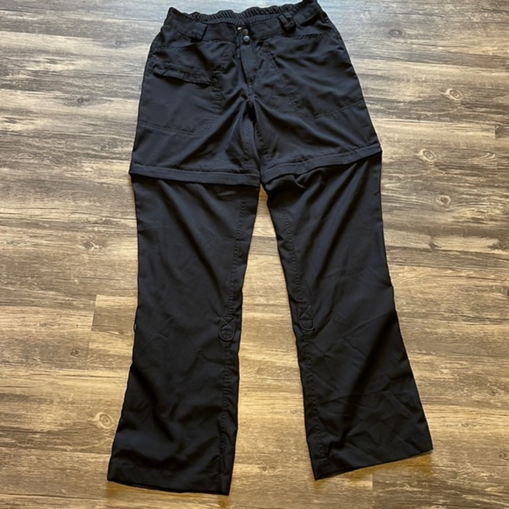 MEGELLAN WOMEN’S CONVERTIBLE PANTS. BLACK. SIZE MEDIUM.